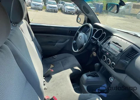 2009 Toyota Tacoma z USA, uszkodzony, nr VIN 5TENX22N392618044